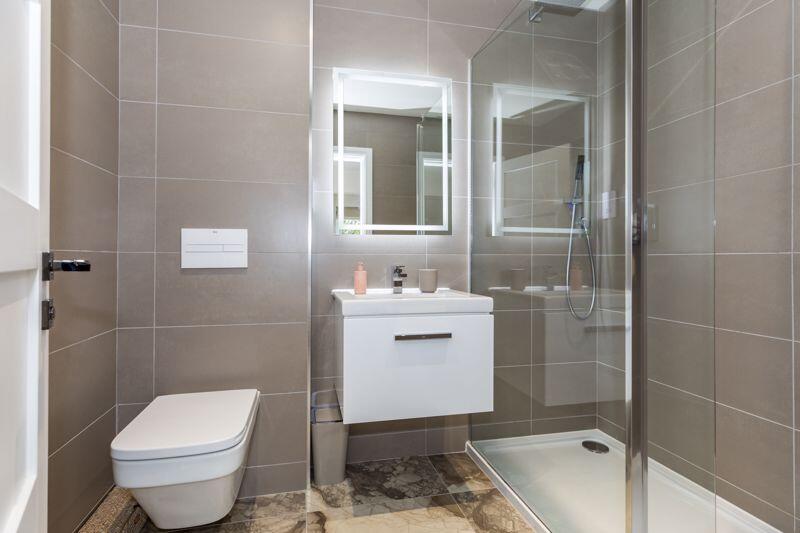 Ensuite