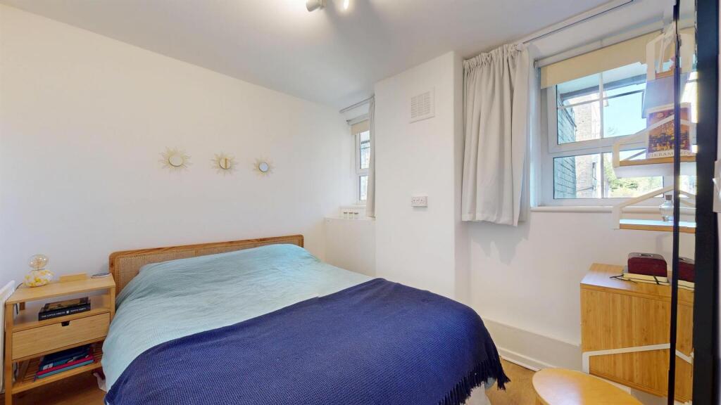 67f911380f14e2f5f3dc5f68_32ba76c27bfaf25cb2144b884