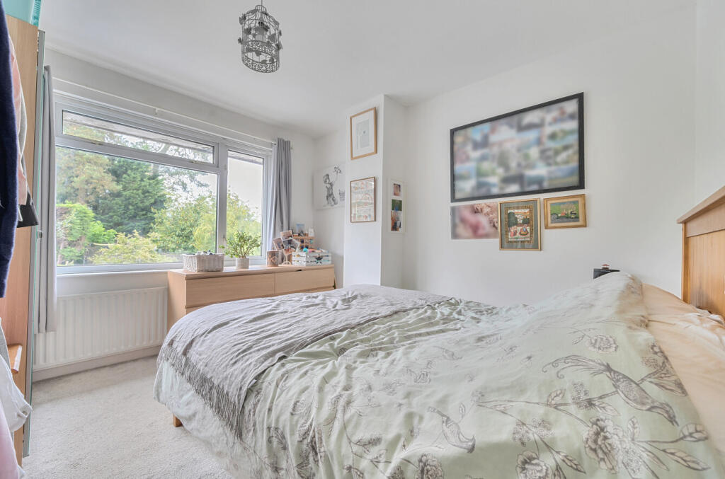 40-681cda6c87b80-...