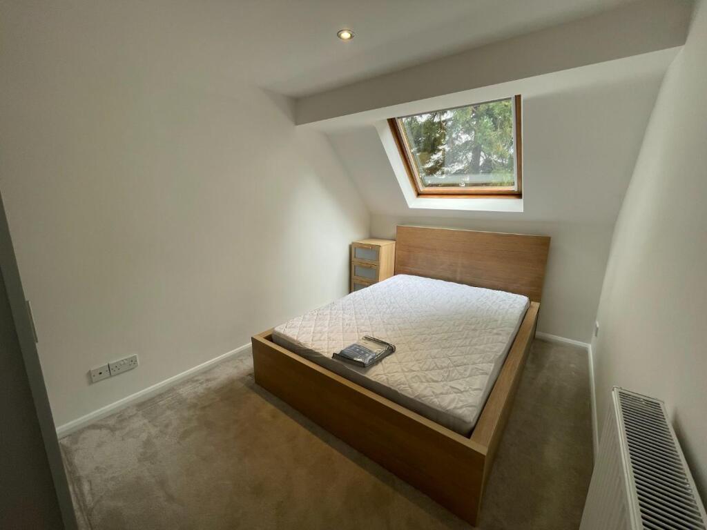 3.7m x 2.4m