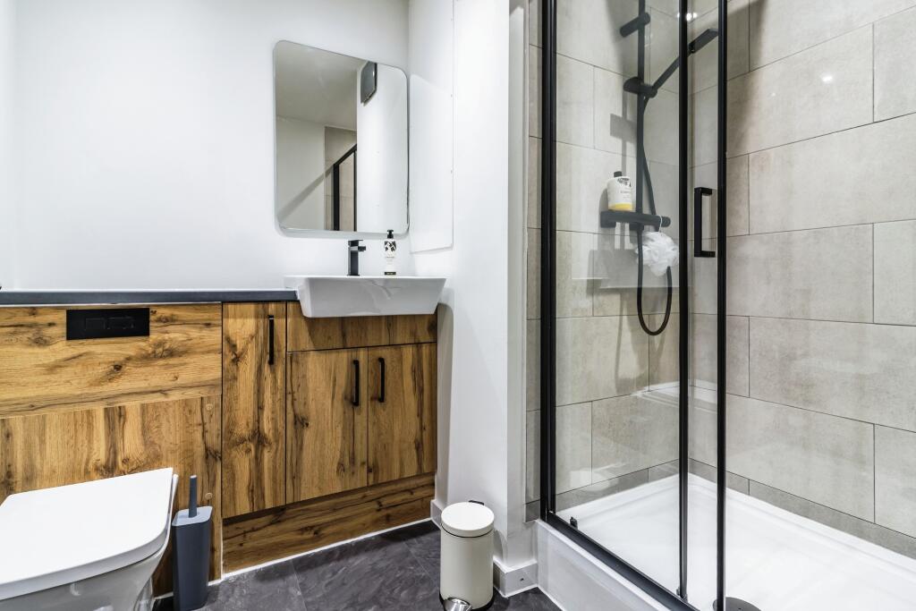 Ensuite
