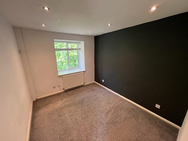 bedroom.jpg
