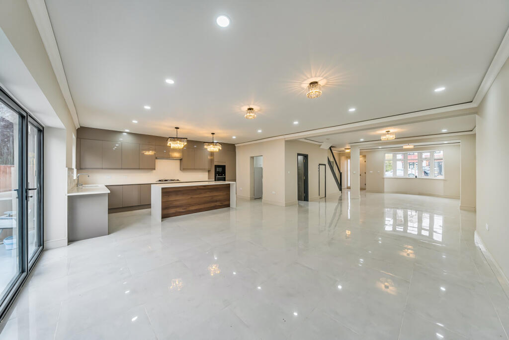 1381144-8-691326c...