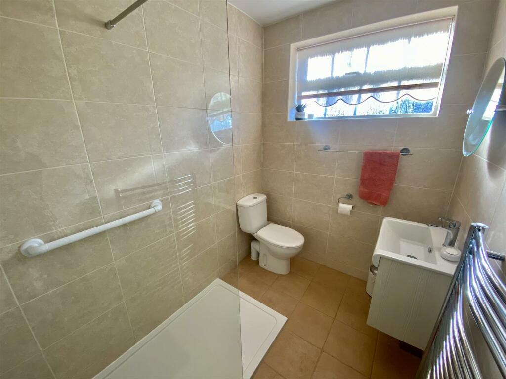 Bramleys Estate Agents - Westfield Avenue - Mirfie