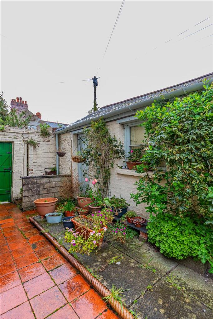 Pen Y Wain Road 6-22.jpg