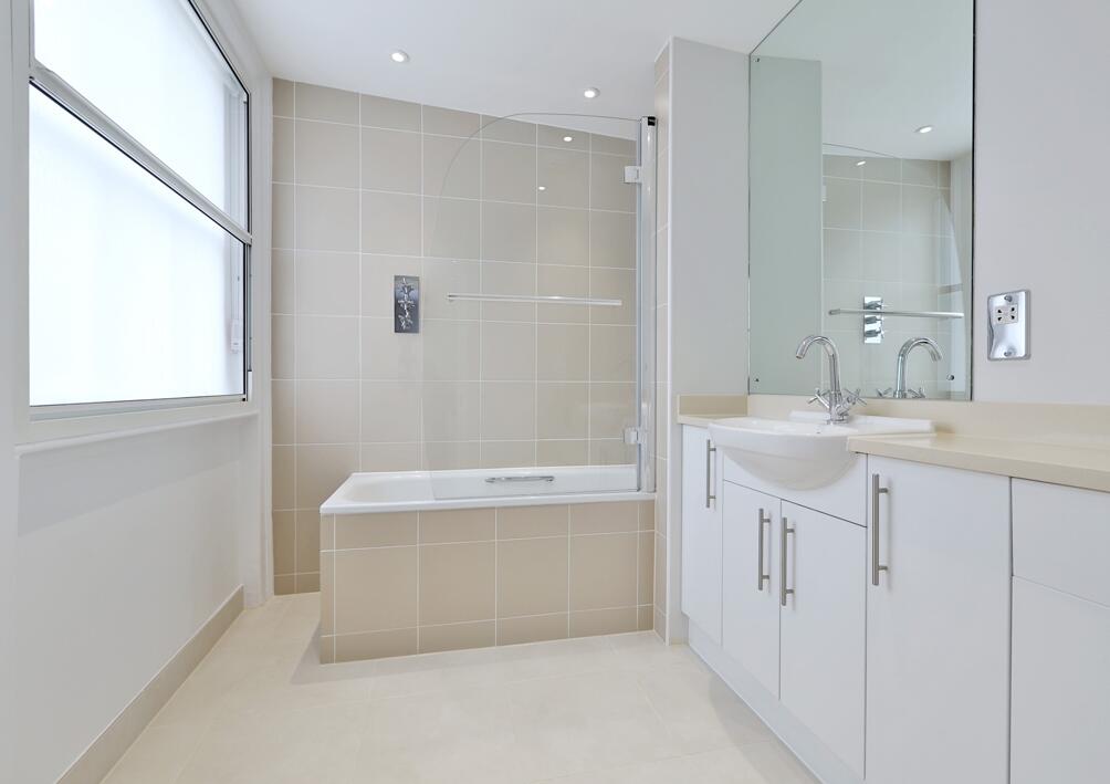 3_5 MONTAGU PL 1O...