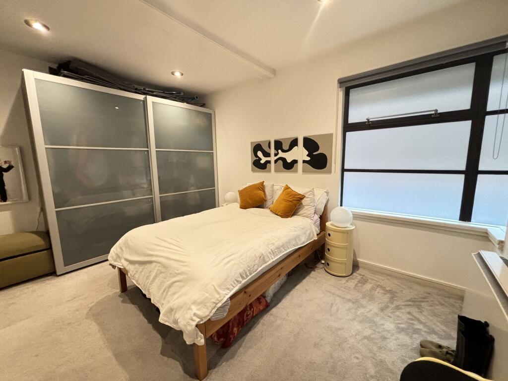Bedroom (3)