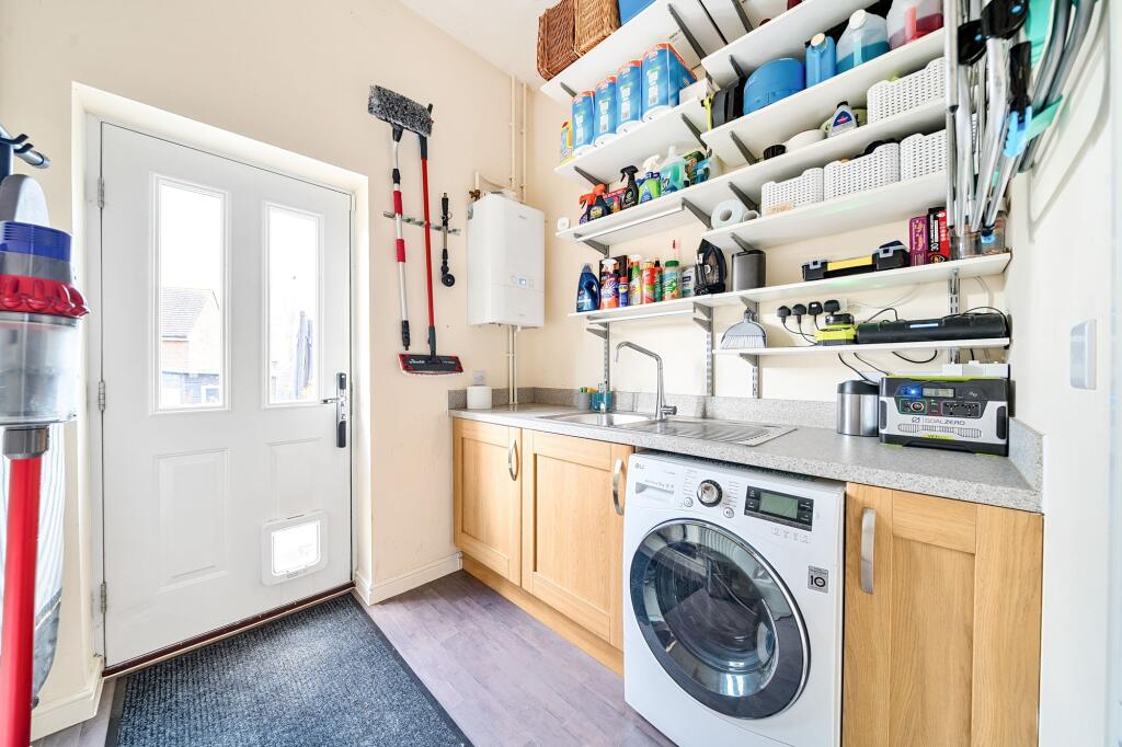 Utility Room (1)