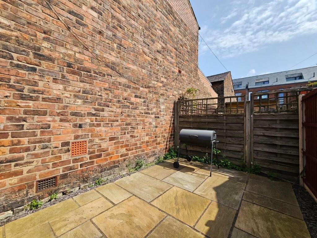 Courtyard Garden