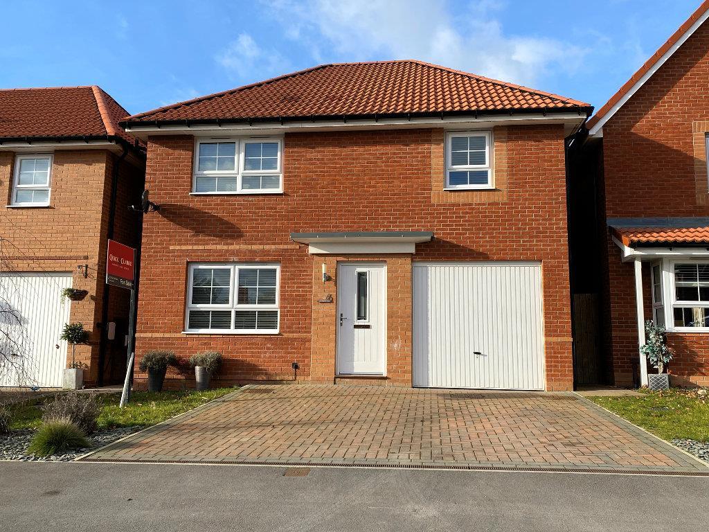 Superbly Presented modern four bedroom detached ho