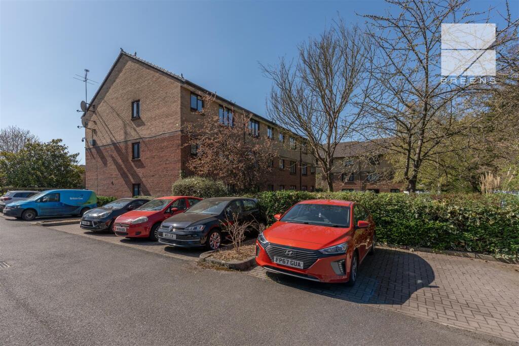 12 Hawthorne Court_0029.jpg