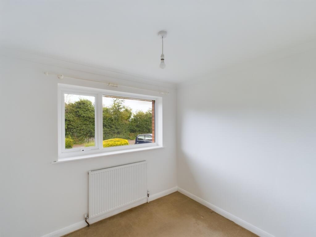 CAM01740G0-PR0249-STILL006