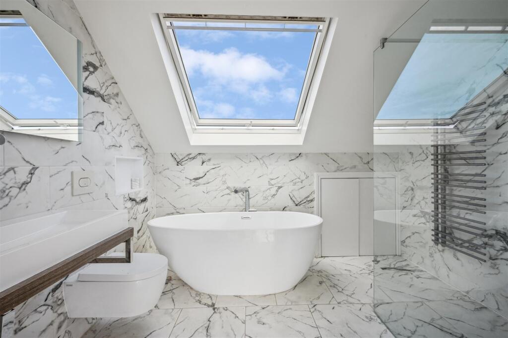 St Albans Avenue, W4 - FOR SALE