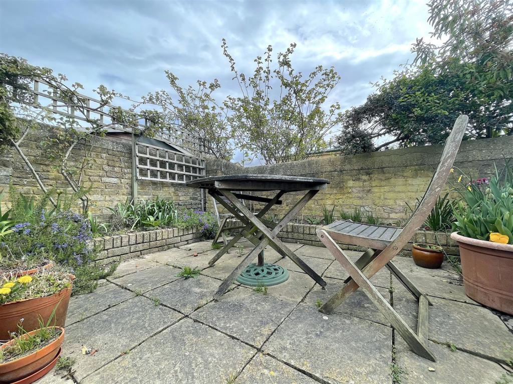 Garden (5).jpeg