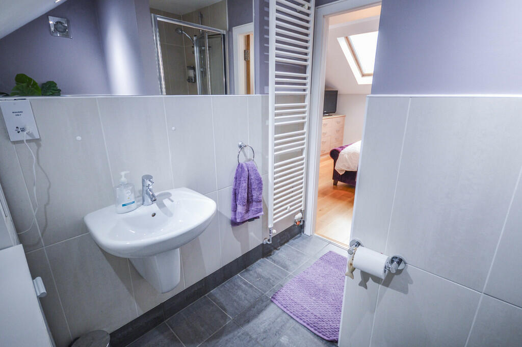 En Suite Shower R...