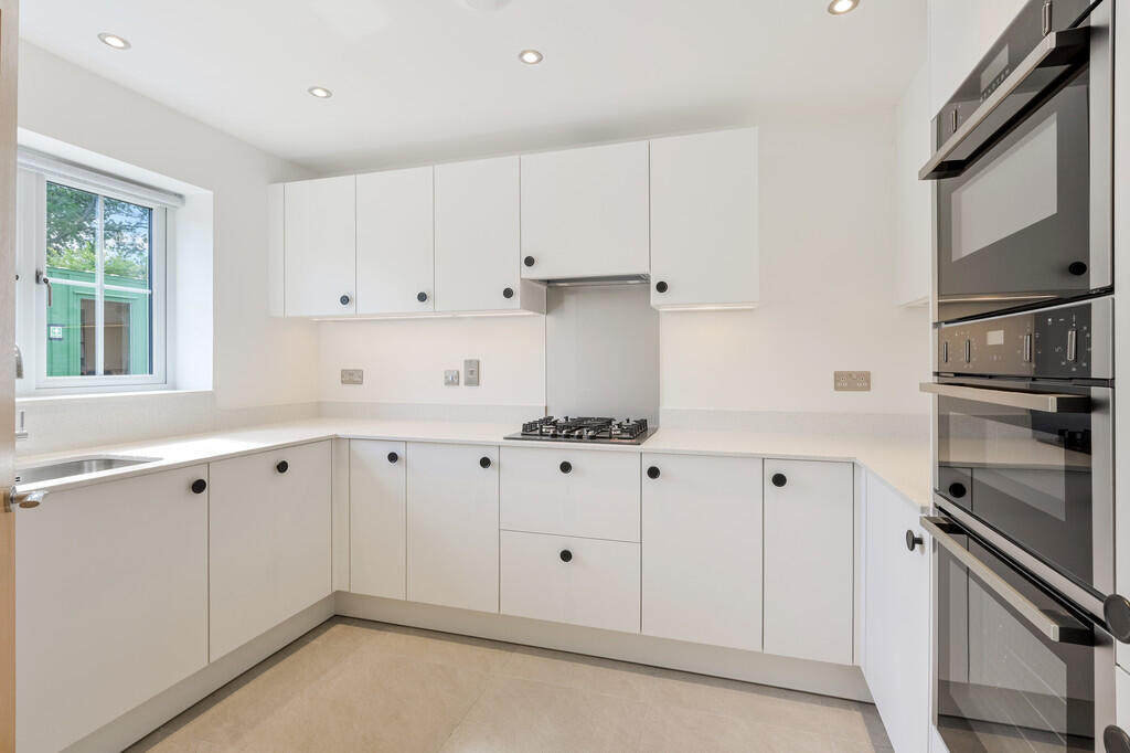 WILLOW PLACE, PLO...