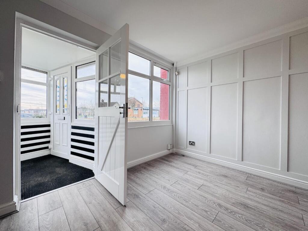 PORCH INTO DINING AREA