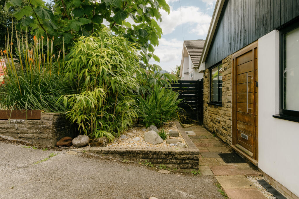 Croft-Hastings-UpperGlenRoad-Exterior-13