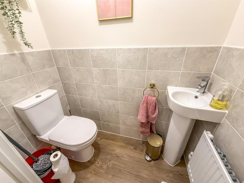 WhatsApp Image 2025-12-19 at 16.41.03 (6).jpeg