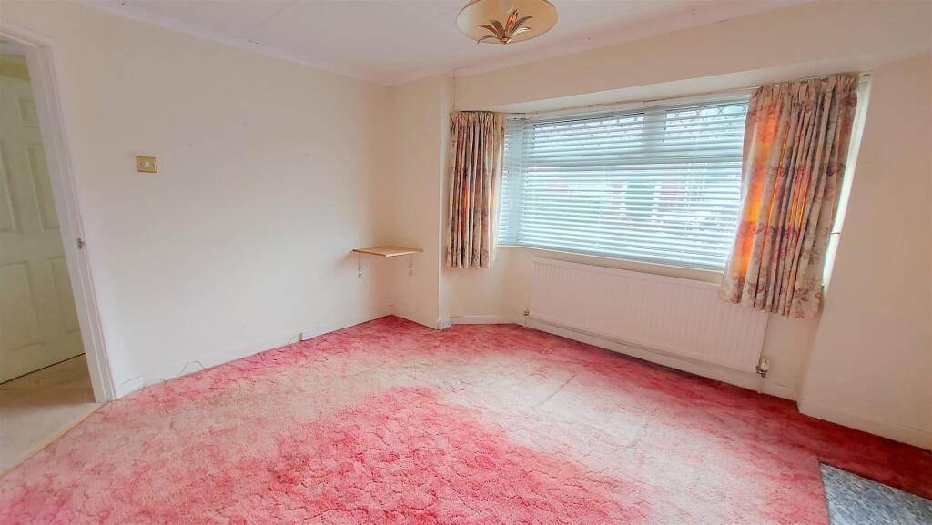 Bedroom One.jpg