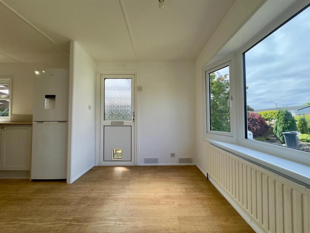 WhatsApp Image 2025-05-06 at 16.08.43 (7).jpeg