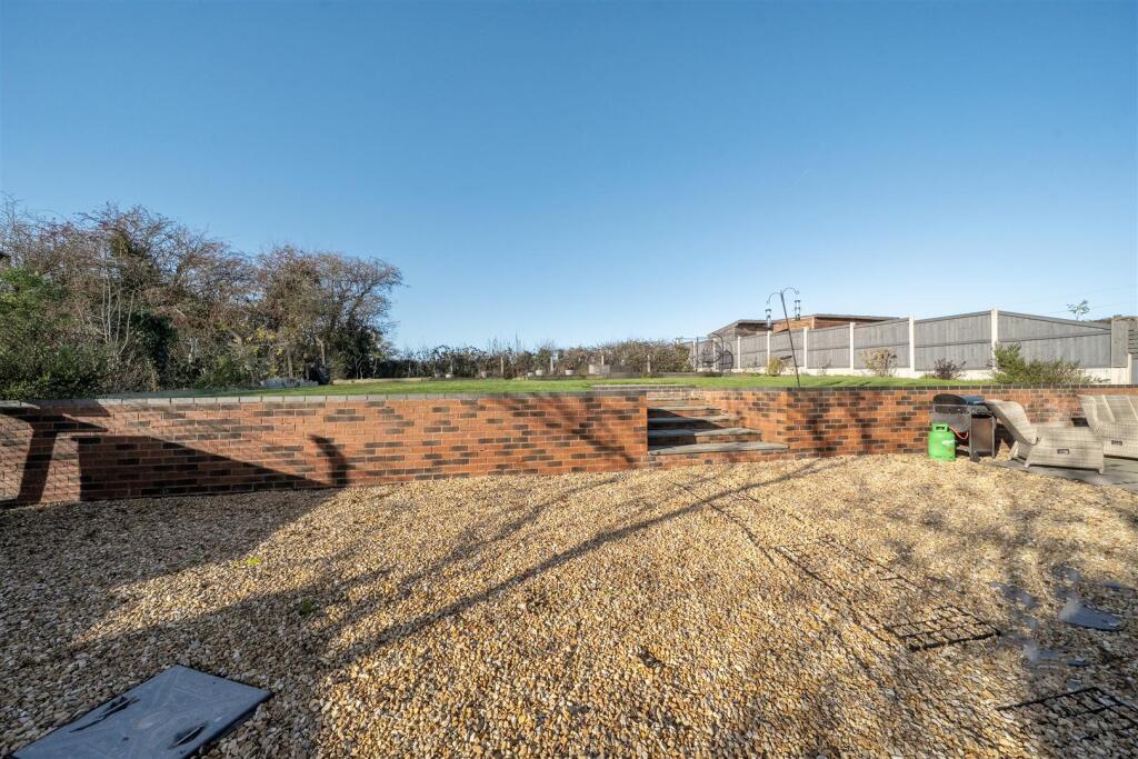 Garden Lower.jpg