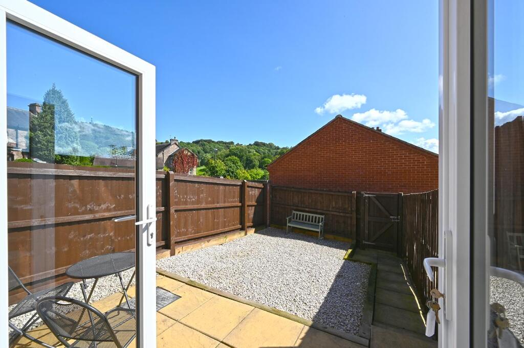 Patio doors to garden.jpg