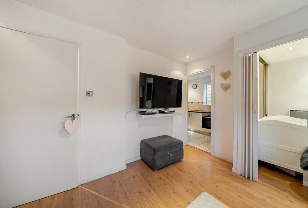 1393629-8-694a661...