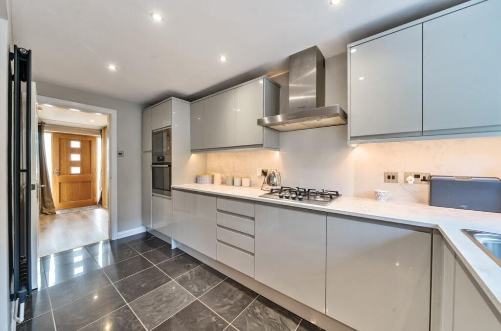 EweMove Harrogate Breakfast Kitchen