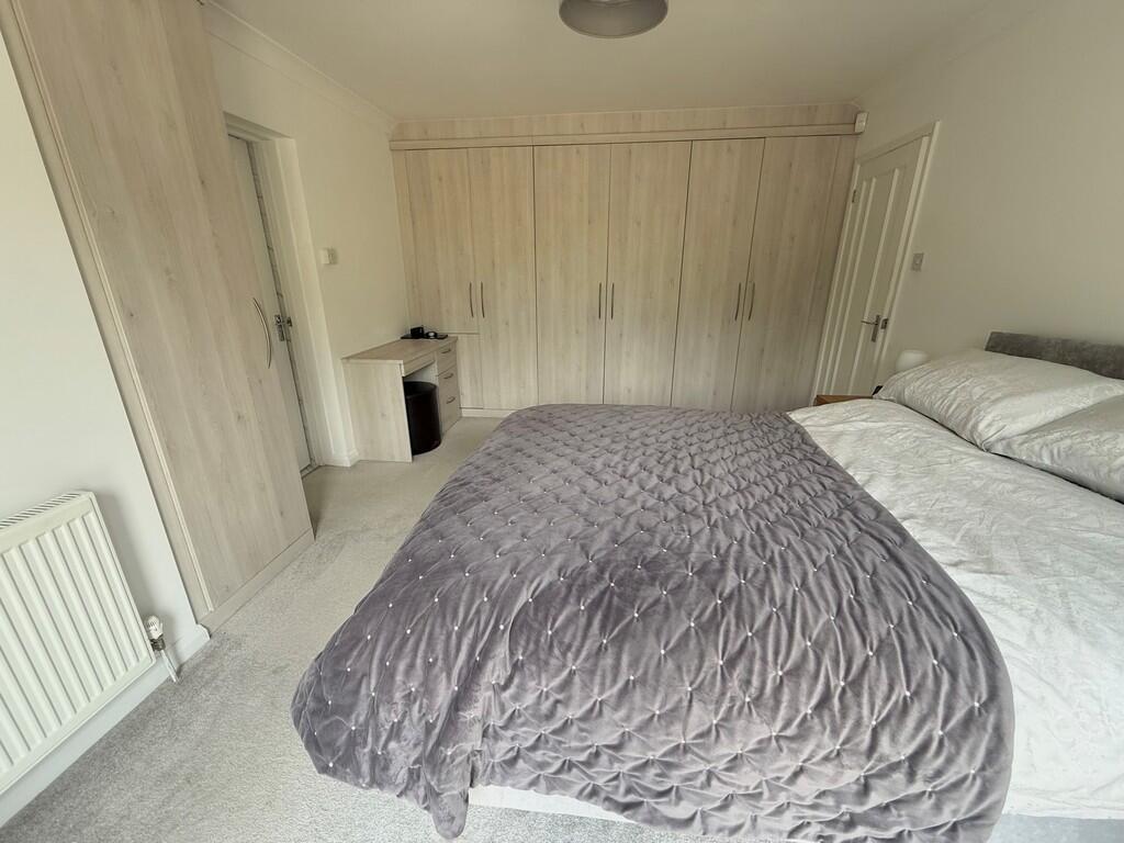 9 Hawke Close GF ...