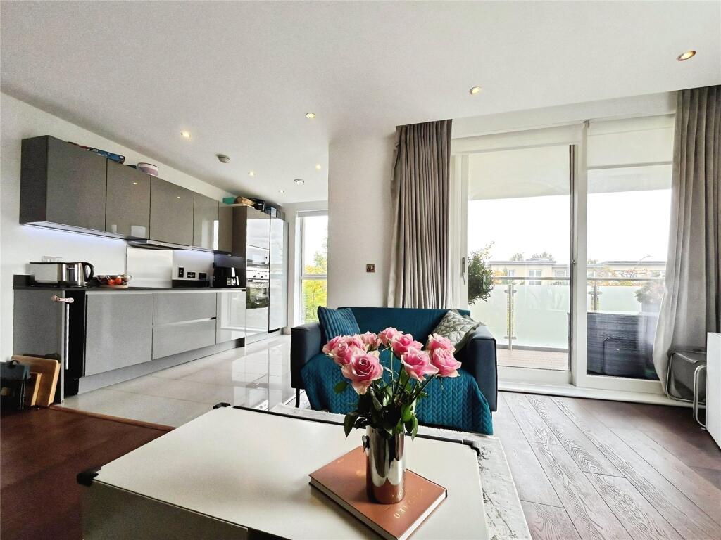 Reception/Kitchen