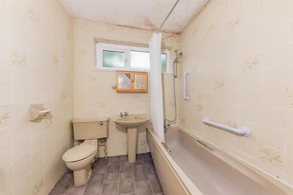 16 Seaforth Road BF-4.JPG