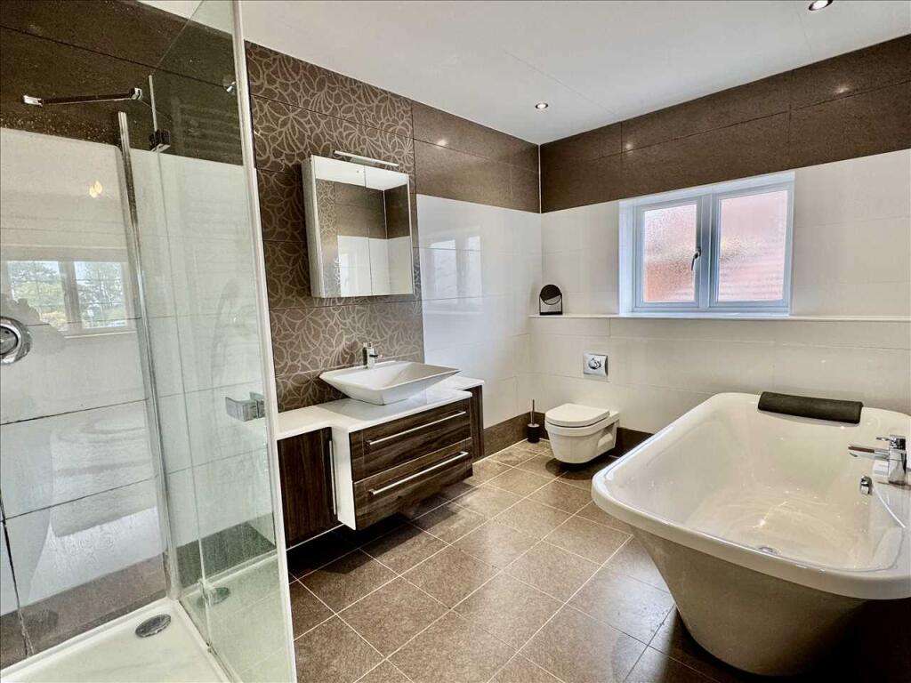 ENSUITE PRIVATE