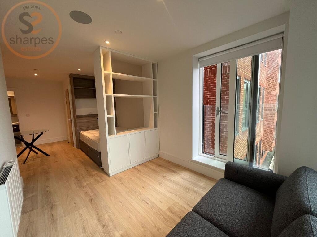 WhatsApp Image 2025-07-24 at 15.50.52.jpeg