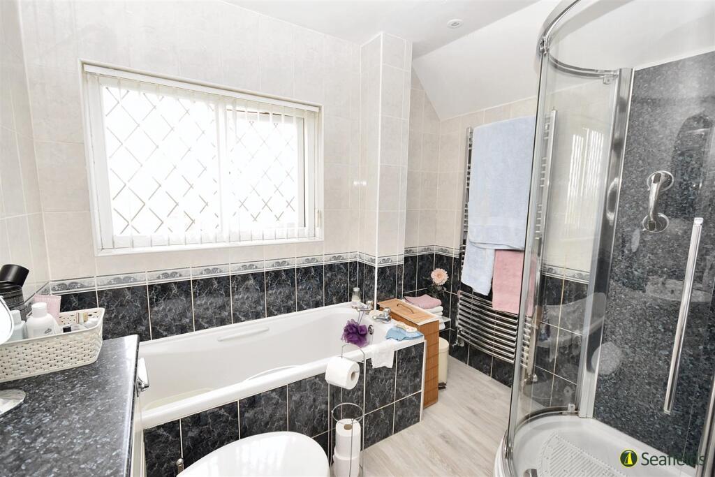 Bath Shower Room