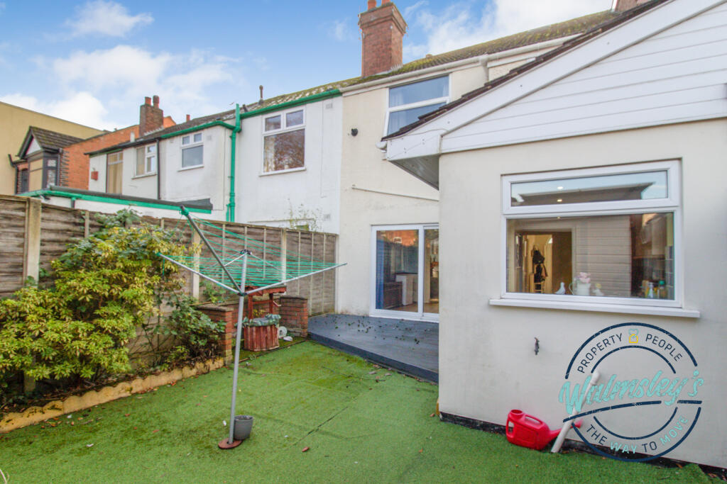 Rear gardens &amp; patio