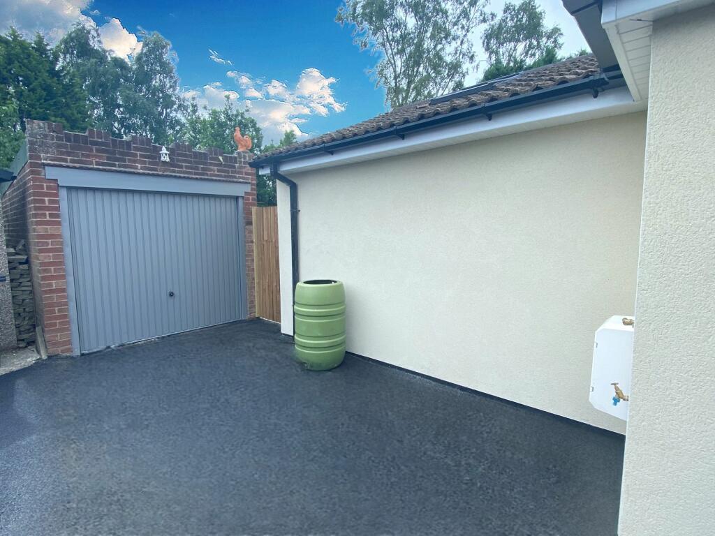 Garage with side access