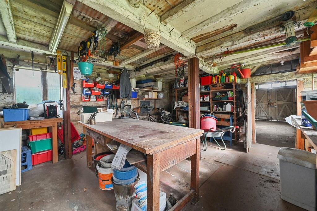 Workshop/Outbuilding
