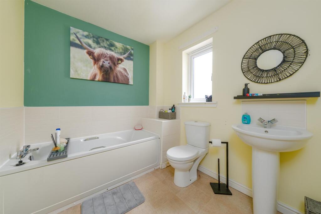 1 Queen Elizabeth Drive-21.jpg