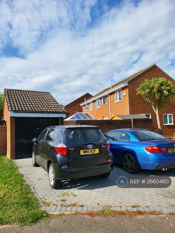 Garage &amp; Parking