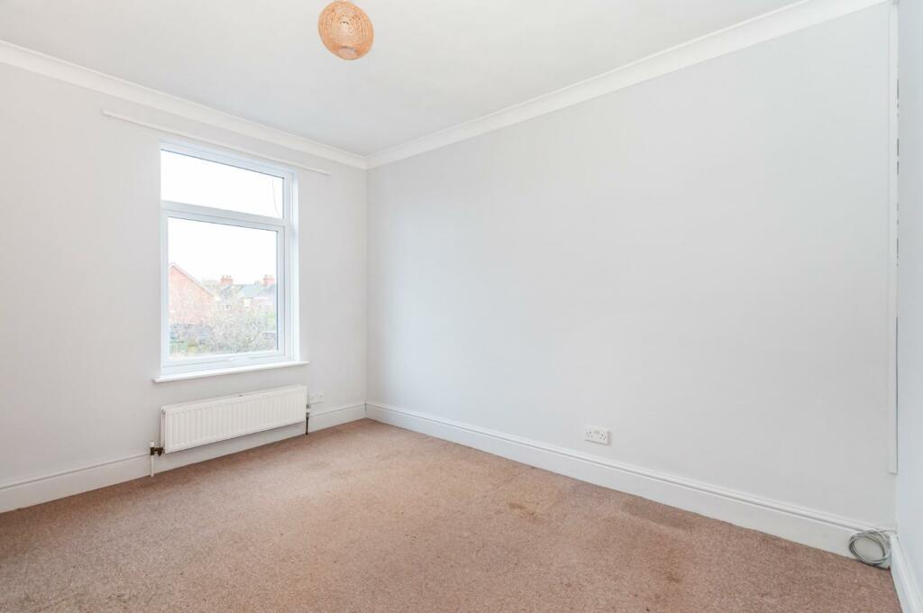 38 Trinity Grove10.jpg
