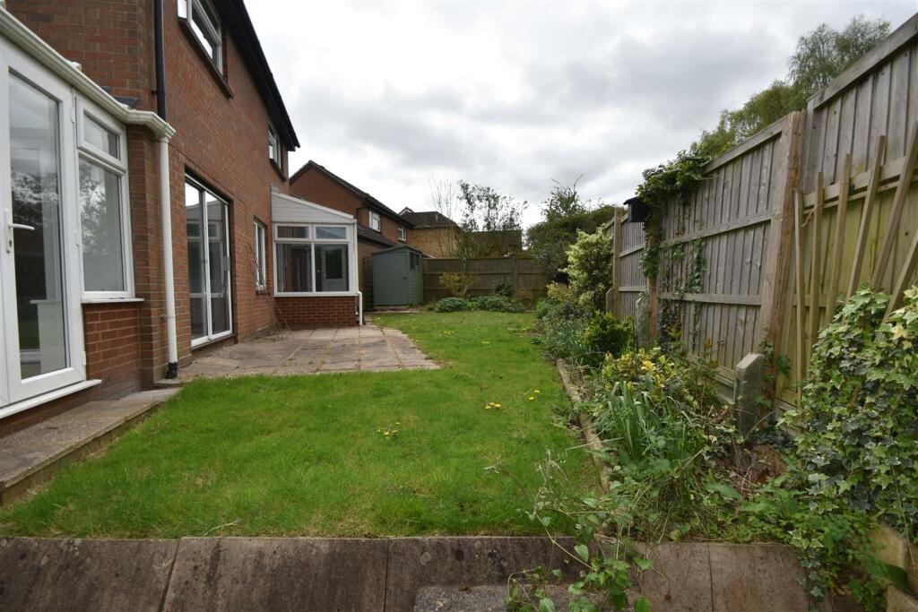 rear garden.JPG