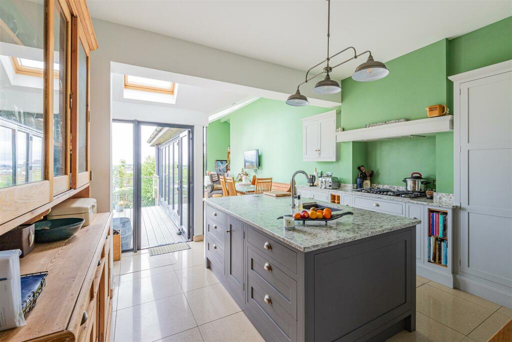 Dorchester Avenue 30-15.jpg