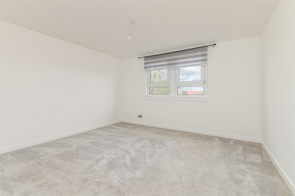 337B Strathmartine Rd Dundee-8.jpg