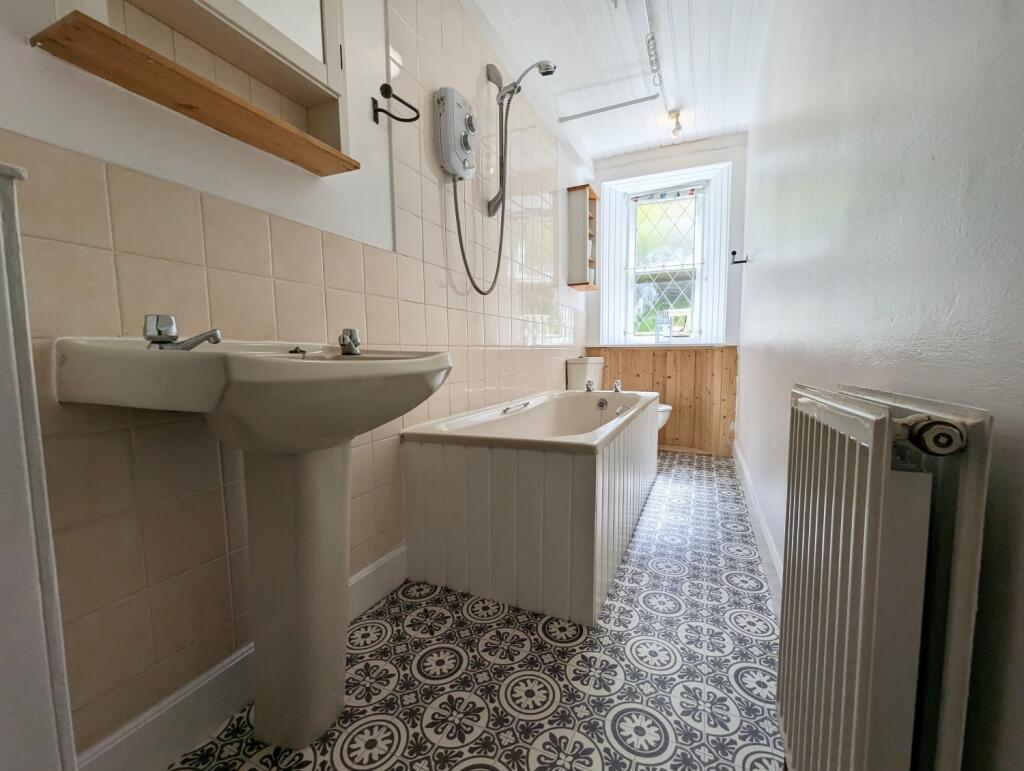 Bathroom_1