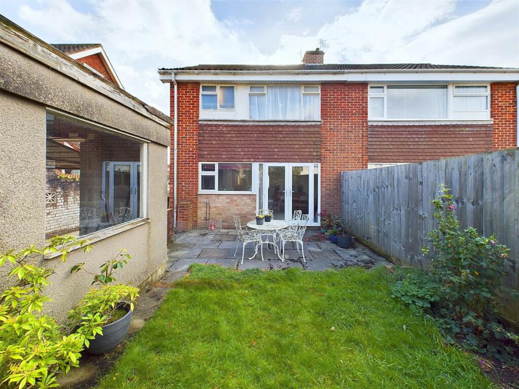 16 - Semi-detached House for Auction, Whitchurch.j