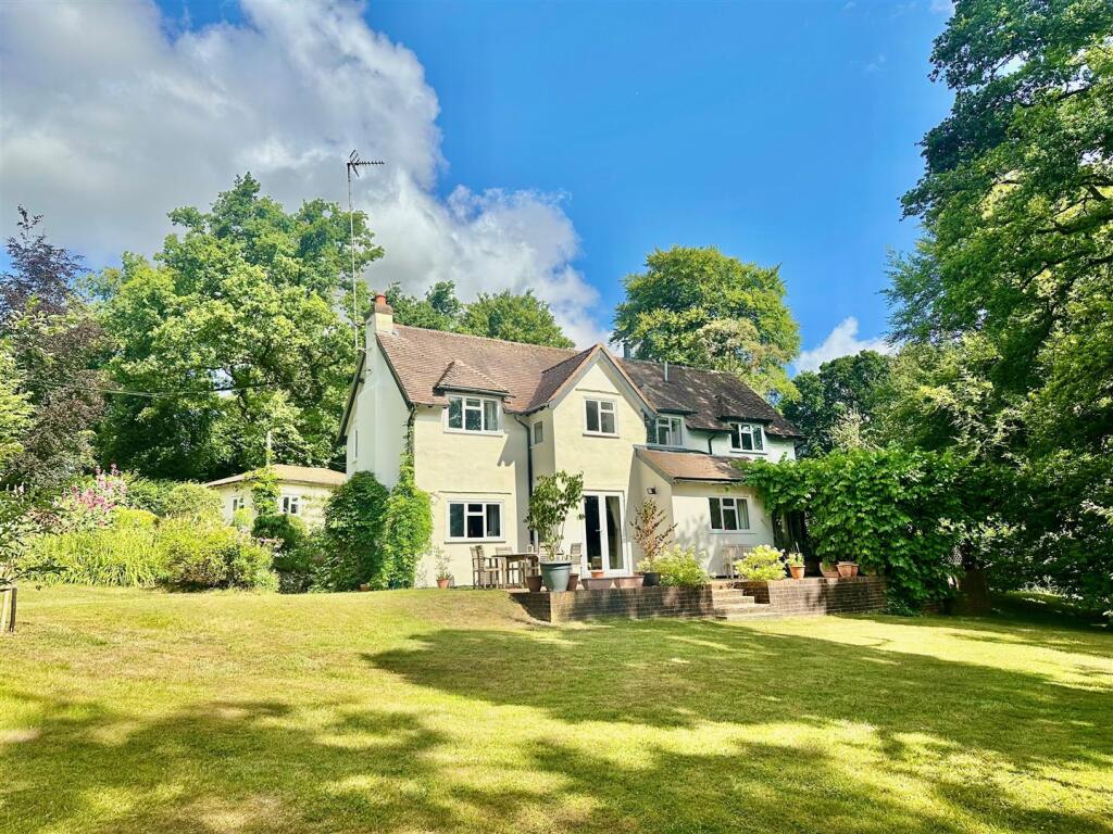 Powntley Copse, Alton