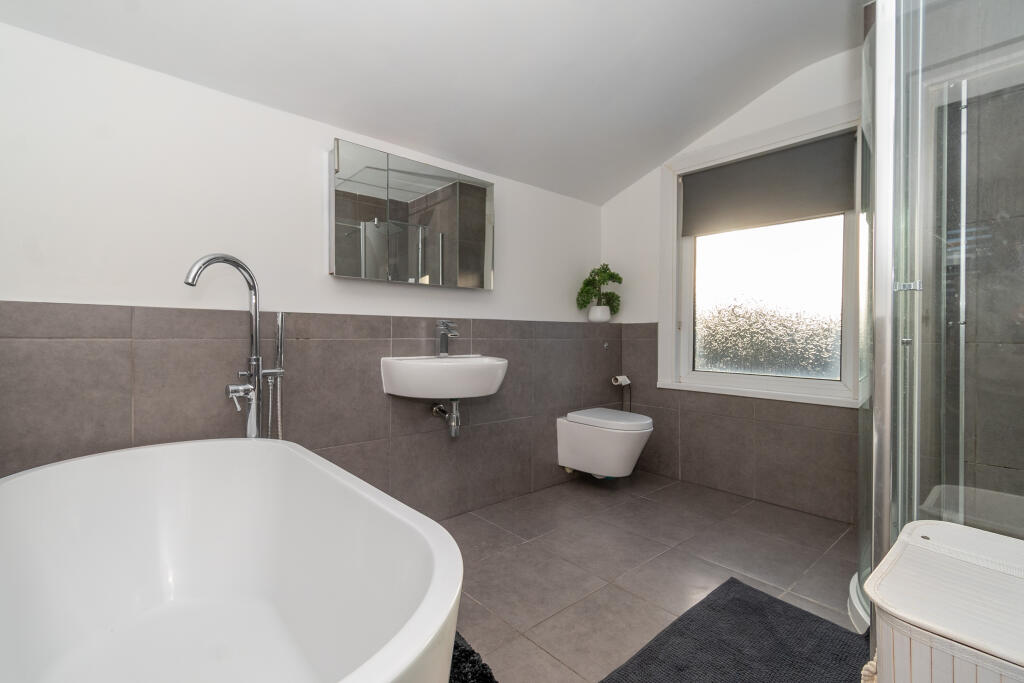 general 18 Clifton R