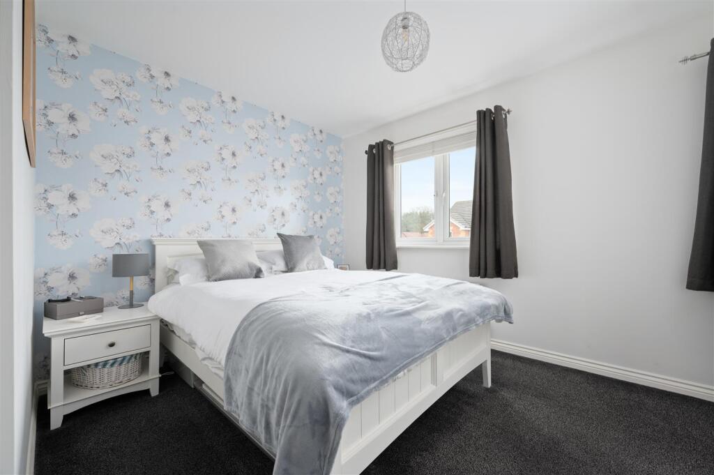 52 Middlebank Rise 023.JPG