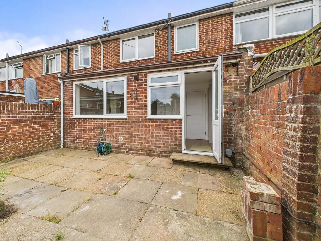 CAM05068G0-PR0044...